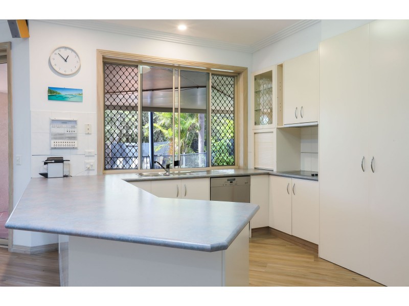 48 Peter Senior Court, Parkwood QLD 4214