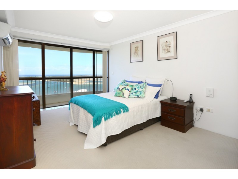 98/21 “Bayview Towers” Bayview Street, Runaway Bay QLD 4216