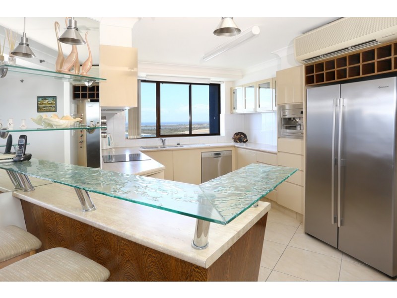 98/21 “Bayview Towers” Bayview Street, Runaway Bay QLD 4216