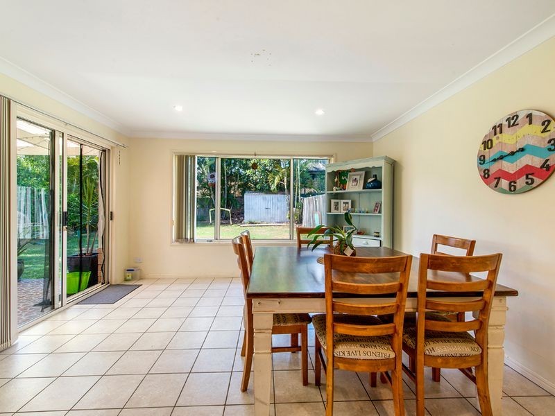 21 Merrilaine Crescent, Merrimac QLD 4226