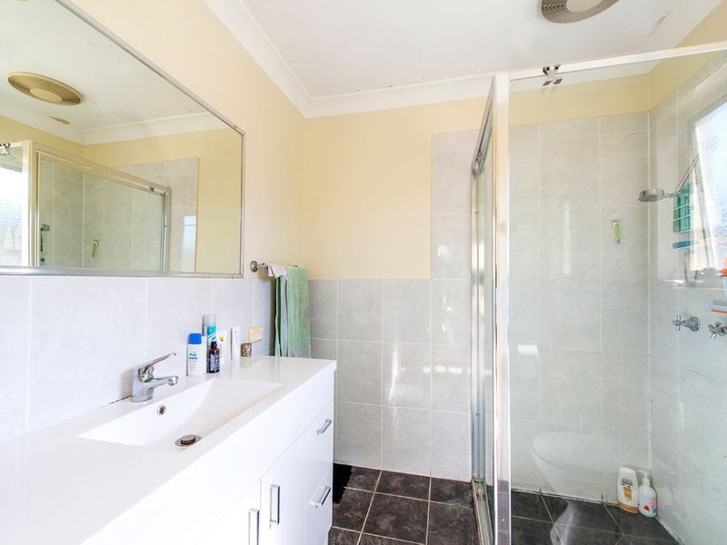 21 Merrilaine Crescent, Merrimac QLD 4226