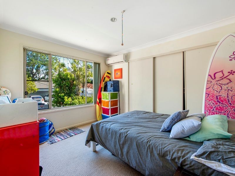 21 Merrilaine Crescent, Merrimac QLD 4226