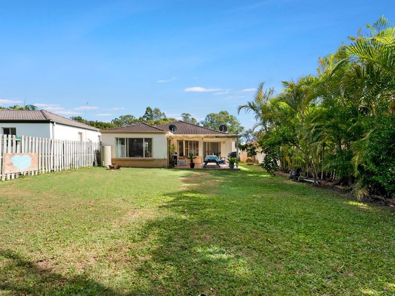 21 Merrilaine Crescent, Merrimac QLD 4226