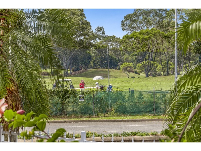 2 Richmond Ave, Bundall QLD 4217