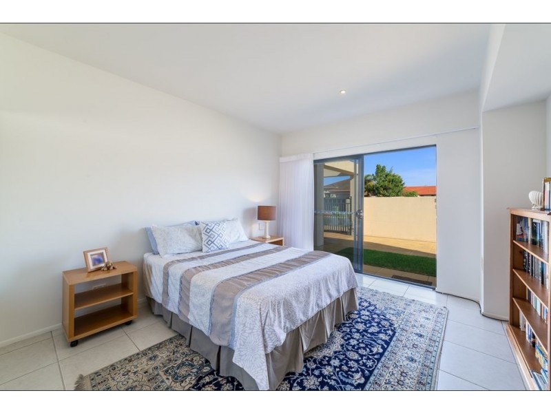 64 Sir Bruce Small Boulevard, Benowa Waters QLD 4217