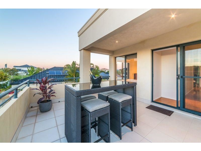 64 Sir Bruce Small Boulevard, Benowa Waters QLD 4217