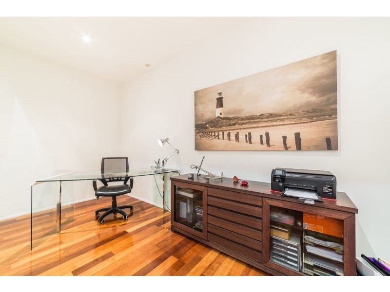 64 Sir Bruce Small Boulevard, Benowa Waters QLD 4217