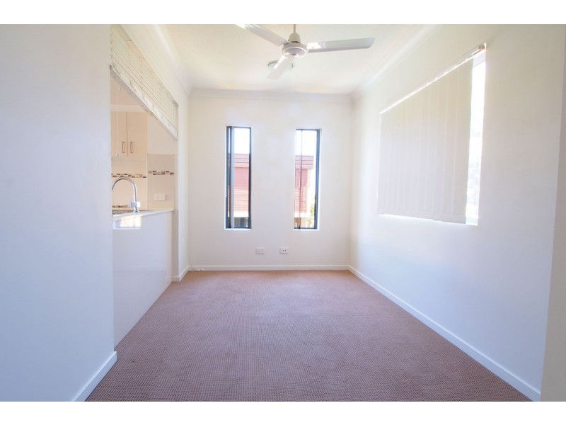 4/3 Brighton Street, Biggera Waters QLD 4216