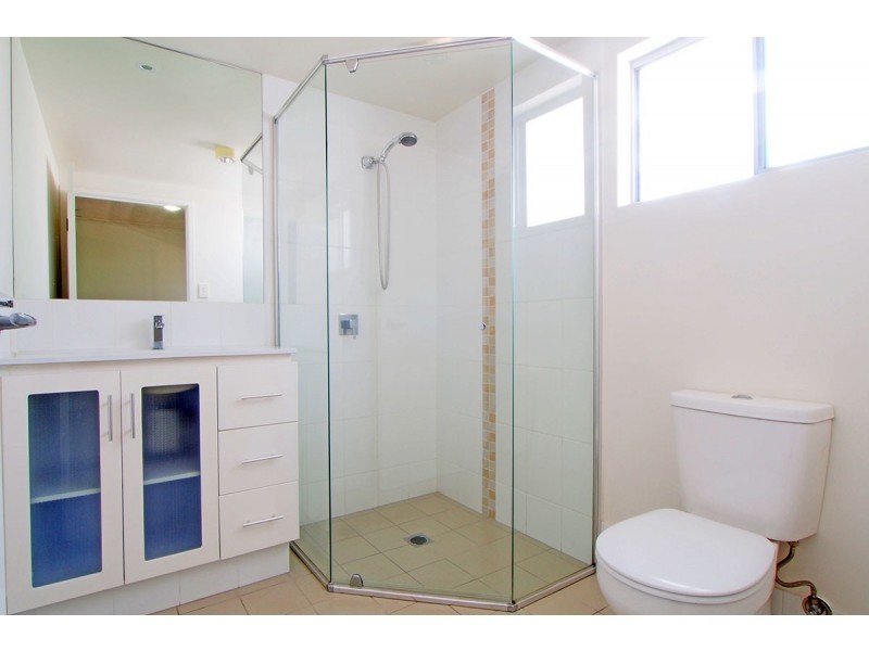 4/3 Brighton Street, Biggera Waters QLD 4216