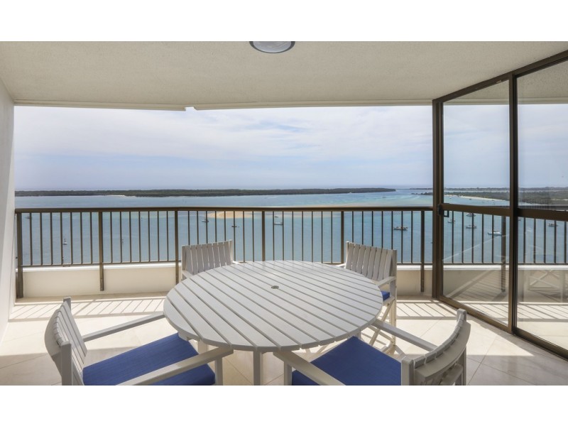 82/17 ‘Broadwater Tower’ Bayview Street, Runaway Bay QLD 4216
