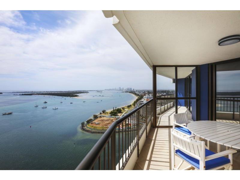 82/17 ‘Broadwater Tower’ Bayview Street, Runaway Bay QLD 4216