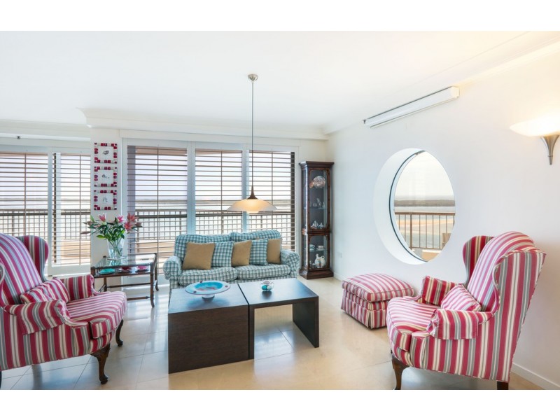 82/17 ‘Broadwater Tower’ Bayview Street, Runaway Bay QLD 4216