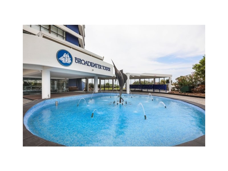 82/17 ‘Broadwater Tower’ Bayview Street, Runaway Bay QLD 4216