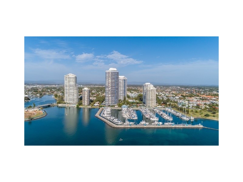82/17 ‘Broadwater Tower’ Bayview Street, Runaway Bay QLD 4216