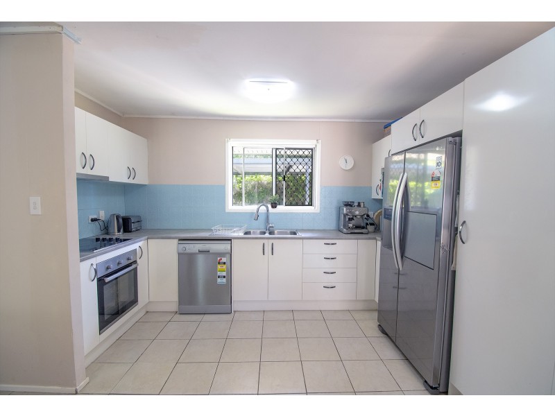 50 Coachwood Drive, Molendinar QLD 4214