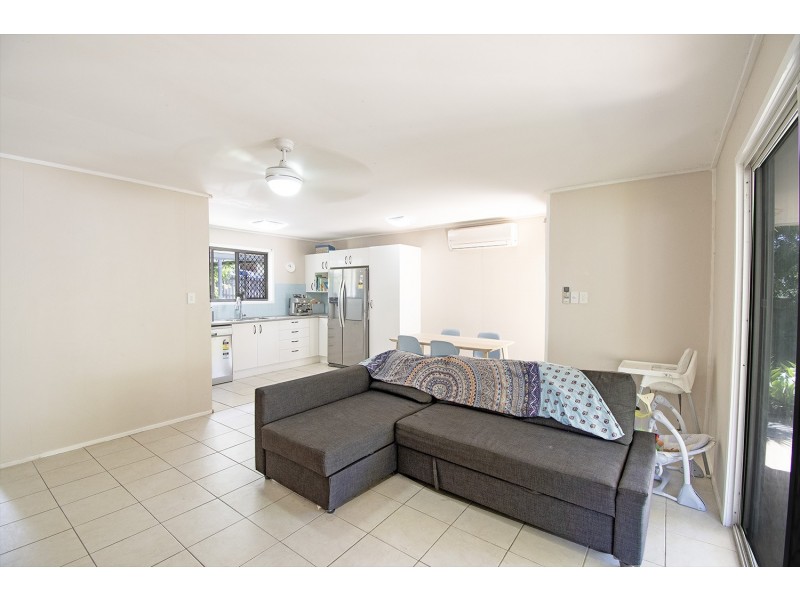 50 Coachwood Drive, Molendinar QLD 4214