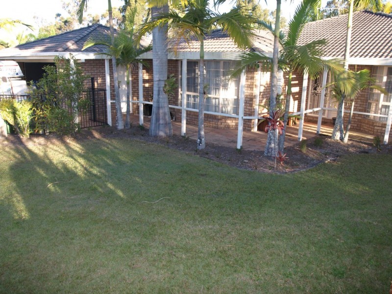 76 Greg Norman Crescent, Parkwood QLD 4214