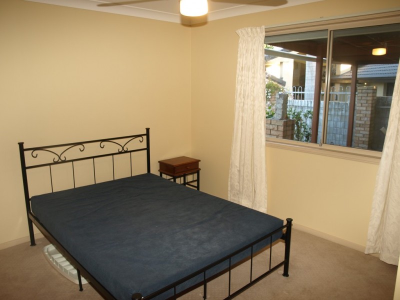 76 Greg Norman Crescent, Parkwood QLD 4214