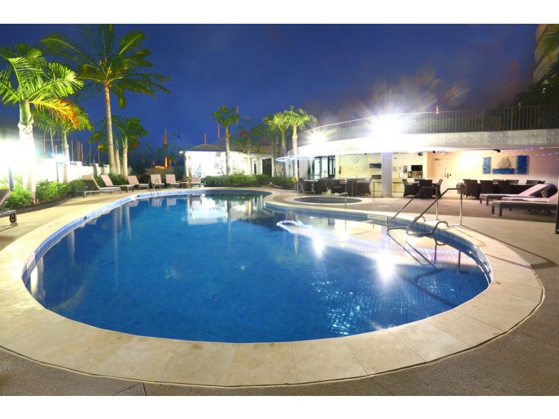 32/17 ‘Broadwater Tower’ Bayview Street, Runaway Bay QLD 4216