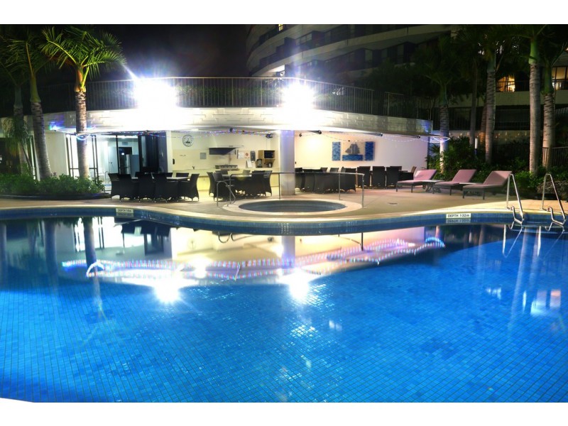32/17 ‘Broadwater Tower’ Bayview Street, Runaway Bay QLD 4216