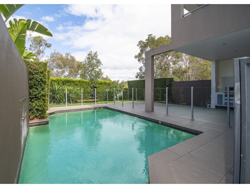 1/6025 Vista Drive, Benowa QLD 4217