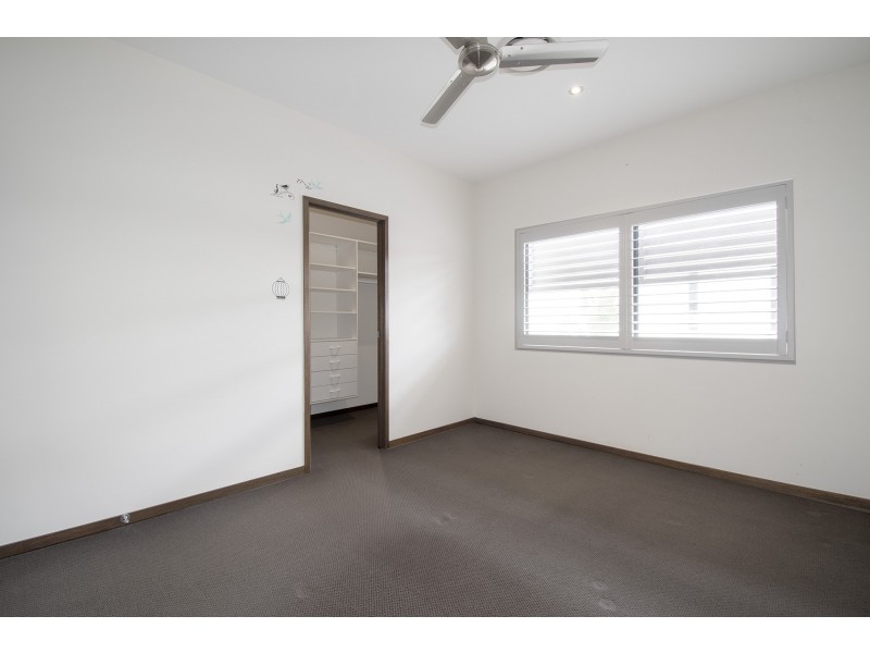 1/6025 Vista Drive, Benowa QLD 4217