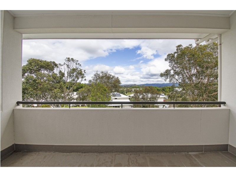 1/6025 Vista Drive, Benowa QLD 4217