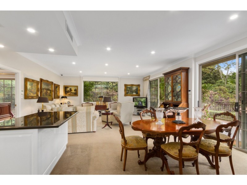 82 Wongawallan Road, Tamborine Mountain QLD 4272