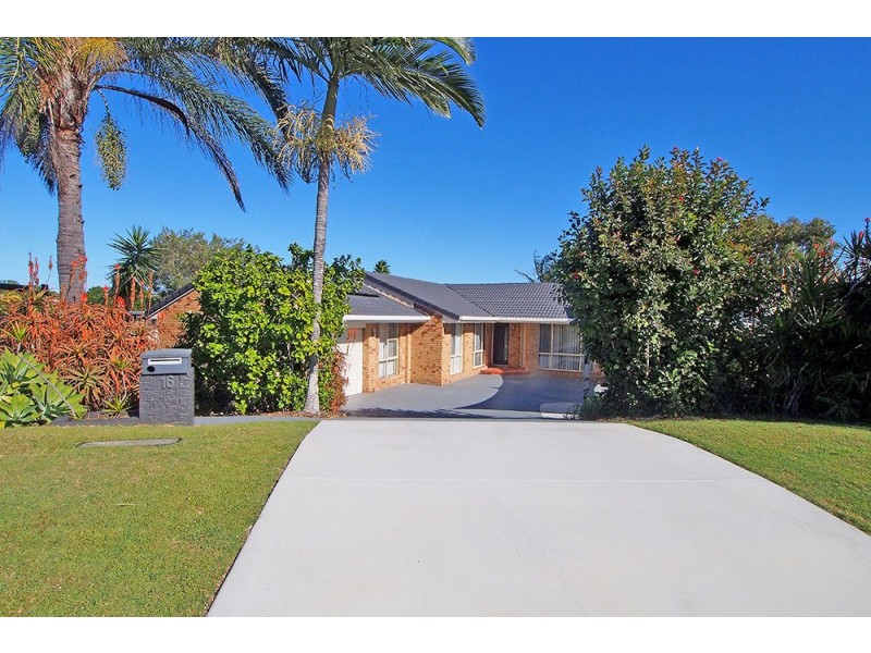 16 Baxter Court, Arundel QLD 4214