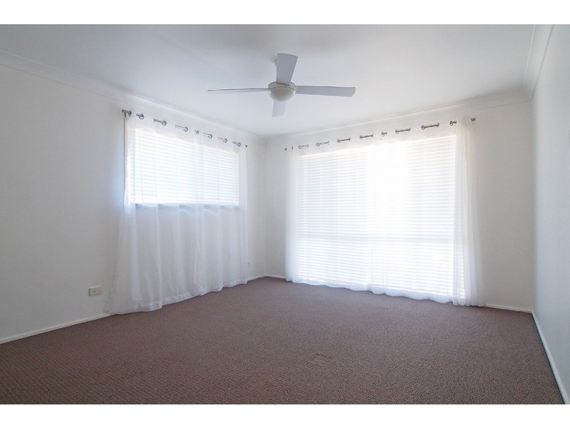 16 Baxter Court, Arundel QLD 4214