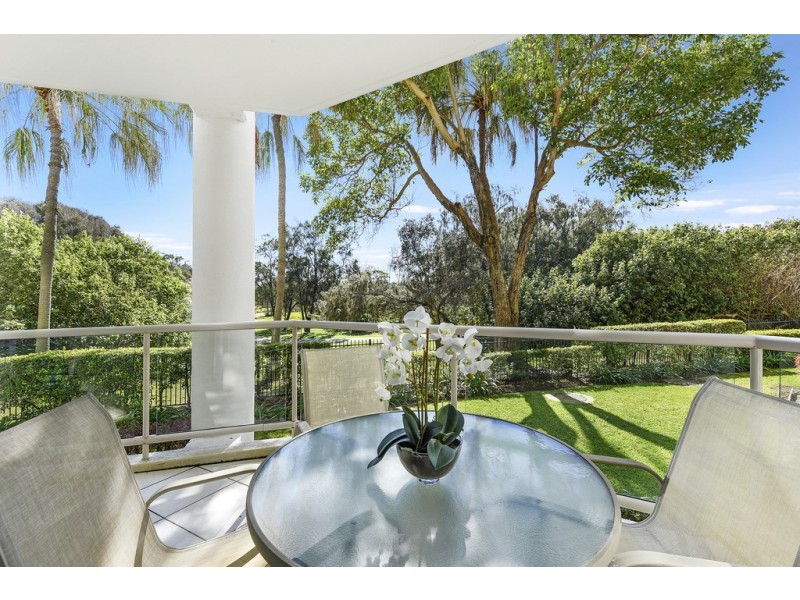 Villa 10 Pacific Mirage, Seaworld Drive, Main Beach QLD 4217