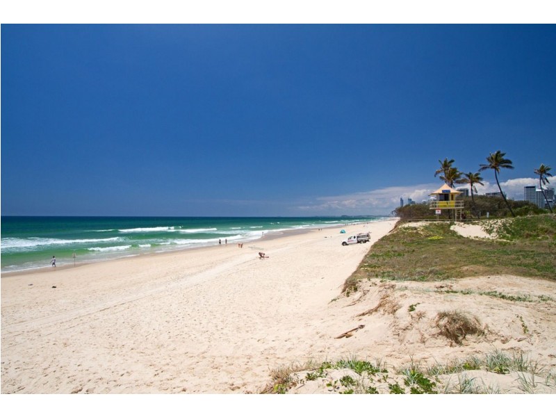 Villa 10 Pacific Mirage, Seaworld Drive, Main Beach QLD 4217