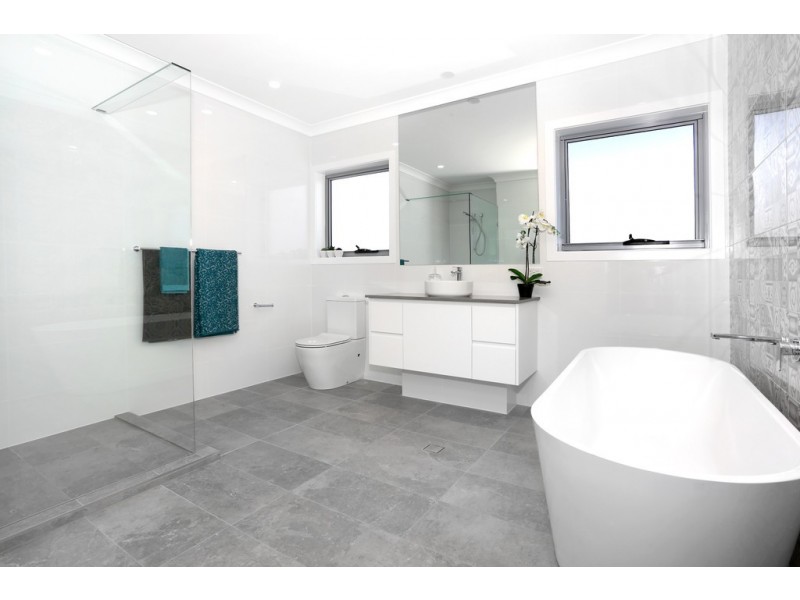 63 Oakey Creek Road, Coomera QLD 4209