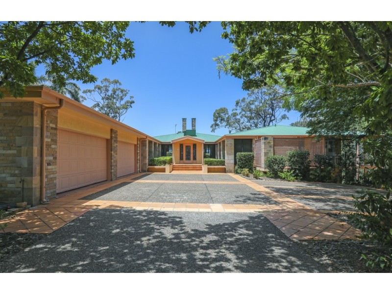 26B Uplands Drive, Parkwood QLD 4214