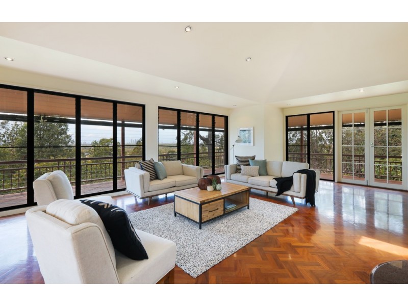 26B Uplands Drive, Parkwood QLD 4214