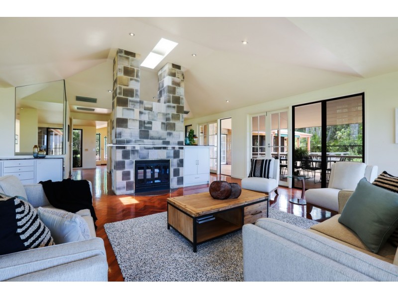 26B Uplands Drive, Parkwood QLD 4214