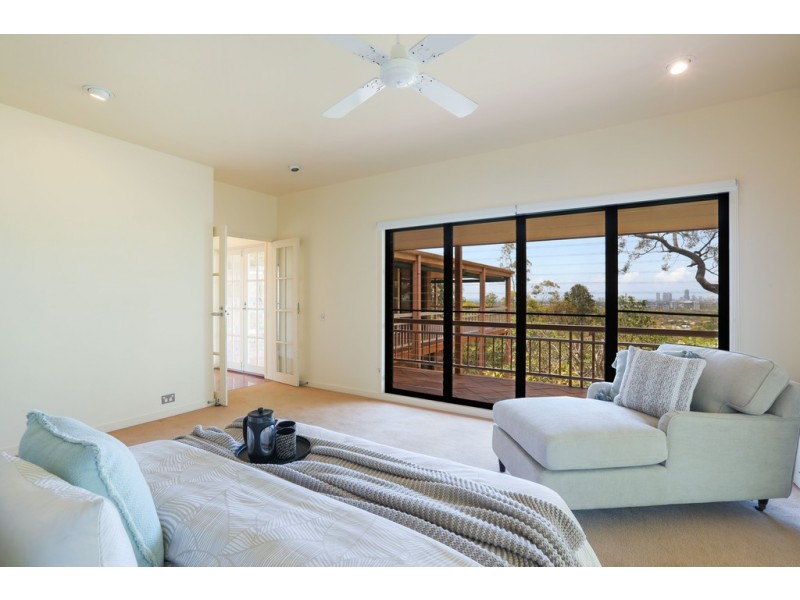 26B Uplands Drive, Parkwood QLD 4214
