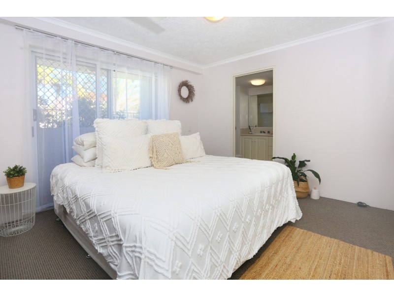 1/78 Stanhill Drive, Chevron Island QLD 4217