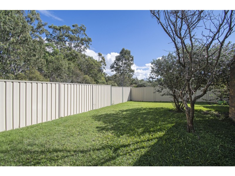 2/13 Morinda Way, Labrador QLD 4215
