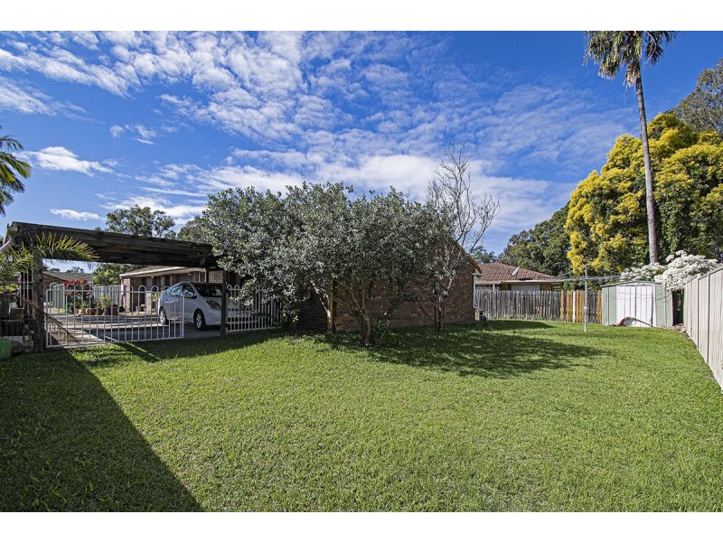 2/13 Morinda Way, Labrador QLD 4215