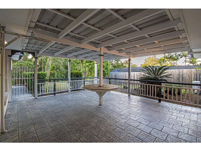 17 Rebbecchi Court, Parkwood QLD 4214