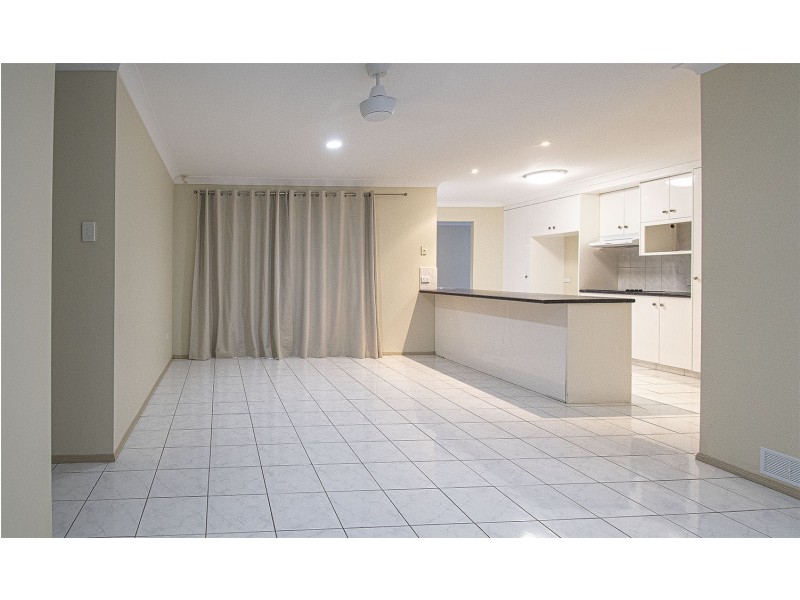 17 Rebbecchi Court, Parkwood QLD 4214