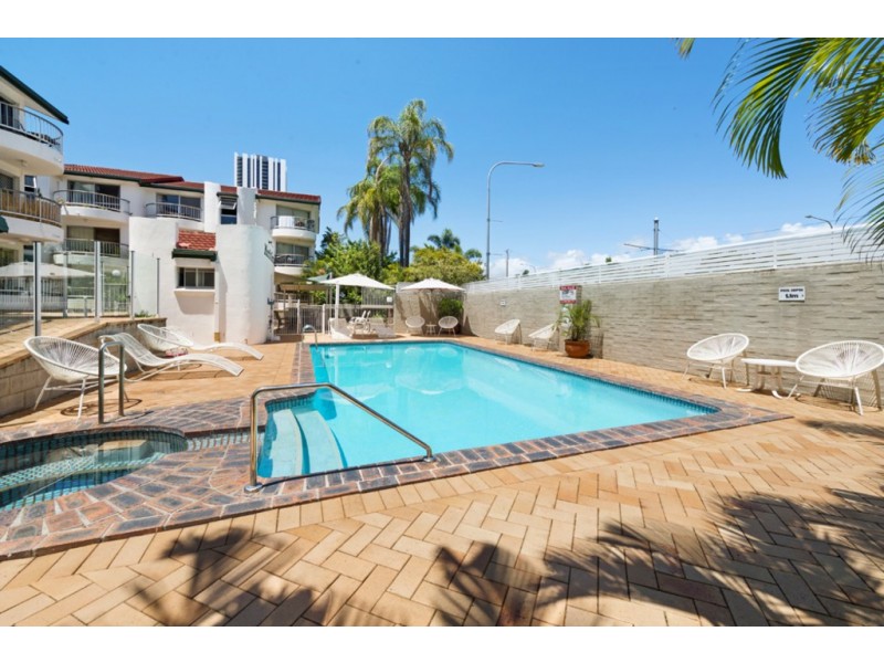 11 ‘Mardi Gras’ 2753 Gold Coast Highway, Broadbeach QLD 4218