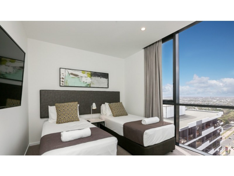 14 ‘Qube’ 31 Queensland Avenue, Broadbeach QLD 4218