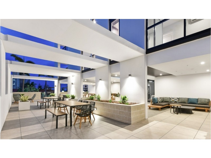 14 ‘Qube’ 31 Queensland Avenue, Broadbeach QLD 4218