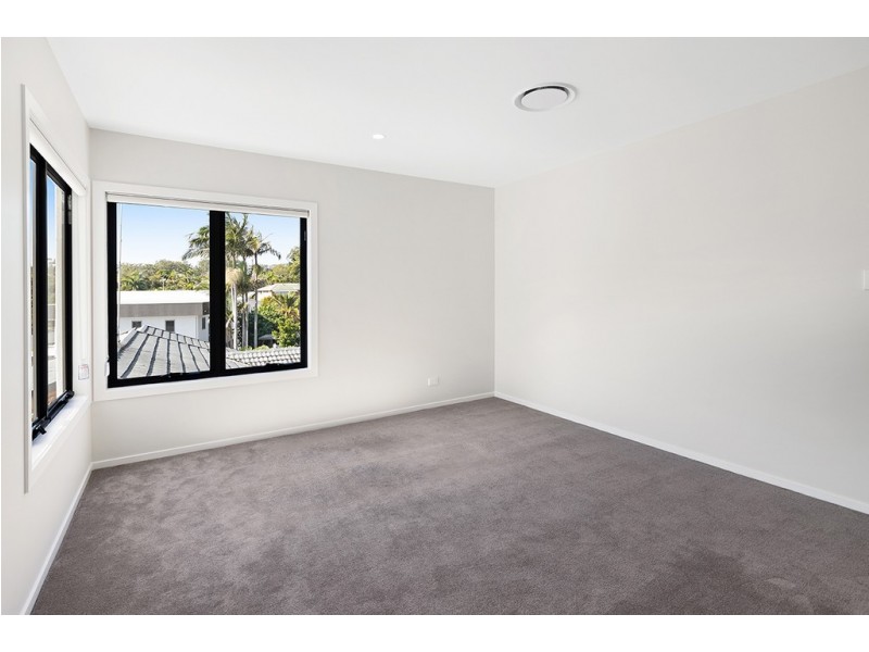 6 Koolewong Parade, Ashmore QLD 4214