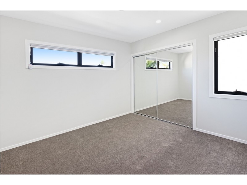 6 Koolewong Parade, Ashmore QLD 4214