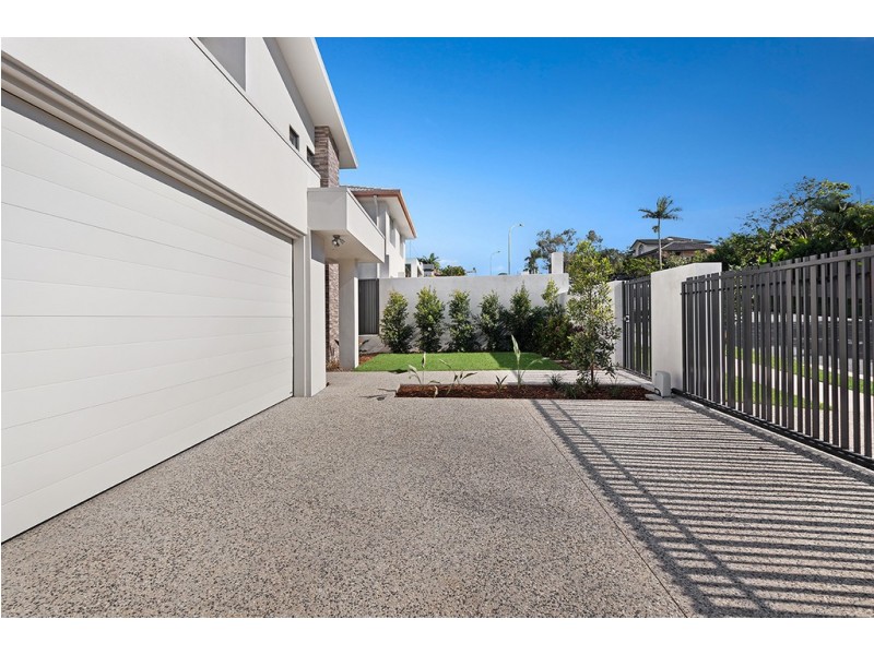 6 Koolewong Parade, Ashmore QLD 4214