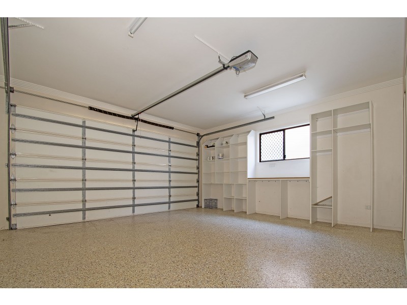 46 Sir Bruce Small Boulevard, Benowa QLD 4217