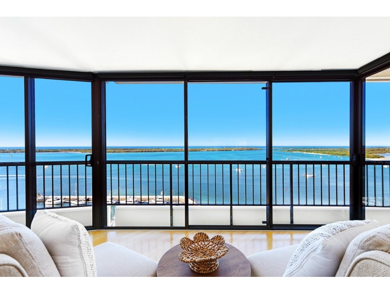 67/17 ‘Broadwater Tower’ Bayview Street, Runaway Bay QLD 4216